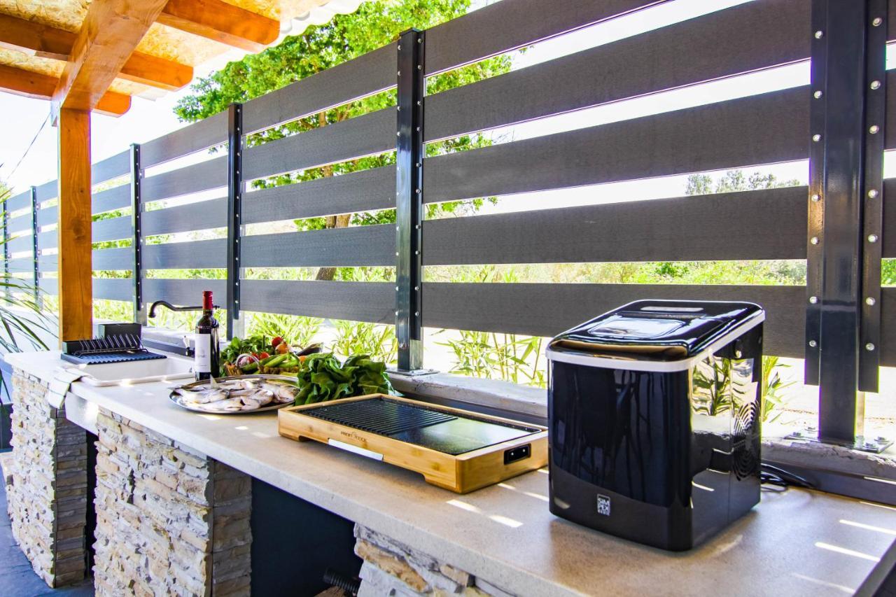 Villa Twins Sukosan With Heated Pool Exterior foto