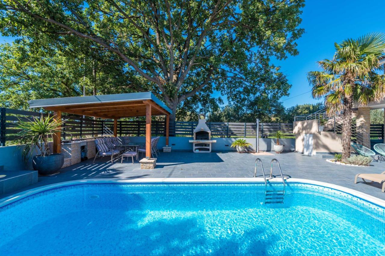 Villa Twins Sukosan With Heated Pool Exterior foto